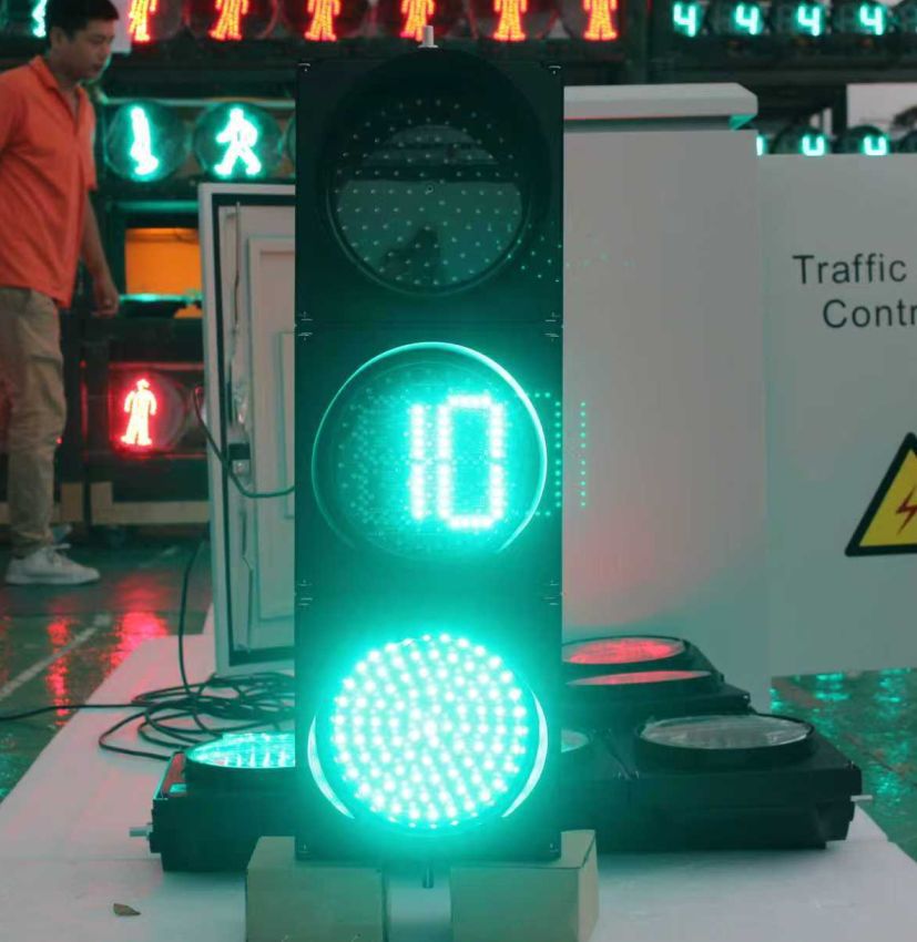 ขนาดไฟจราจร ไฟเขียว นับถอยหลัง 200mm