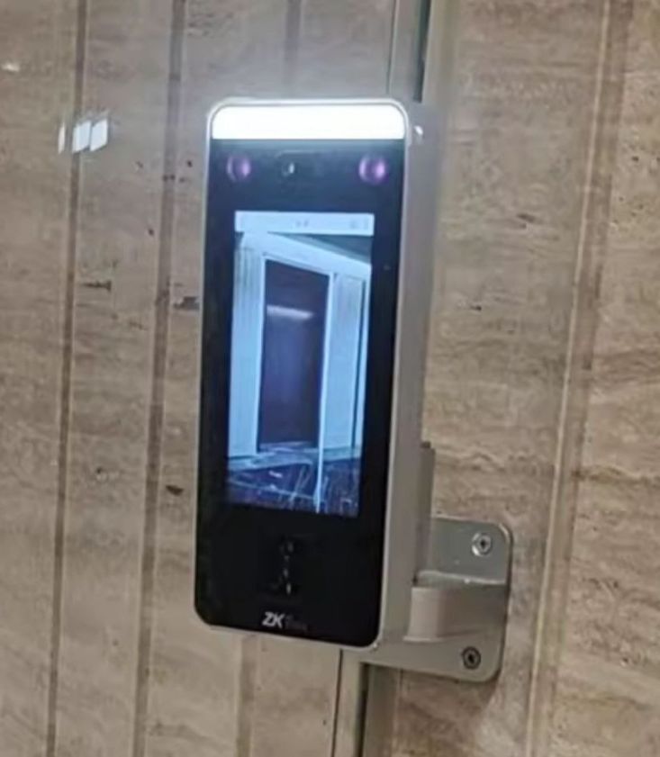 Odoo image and text block