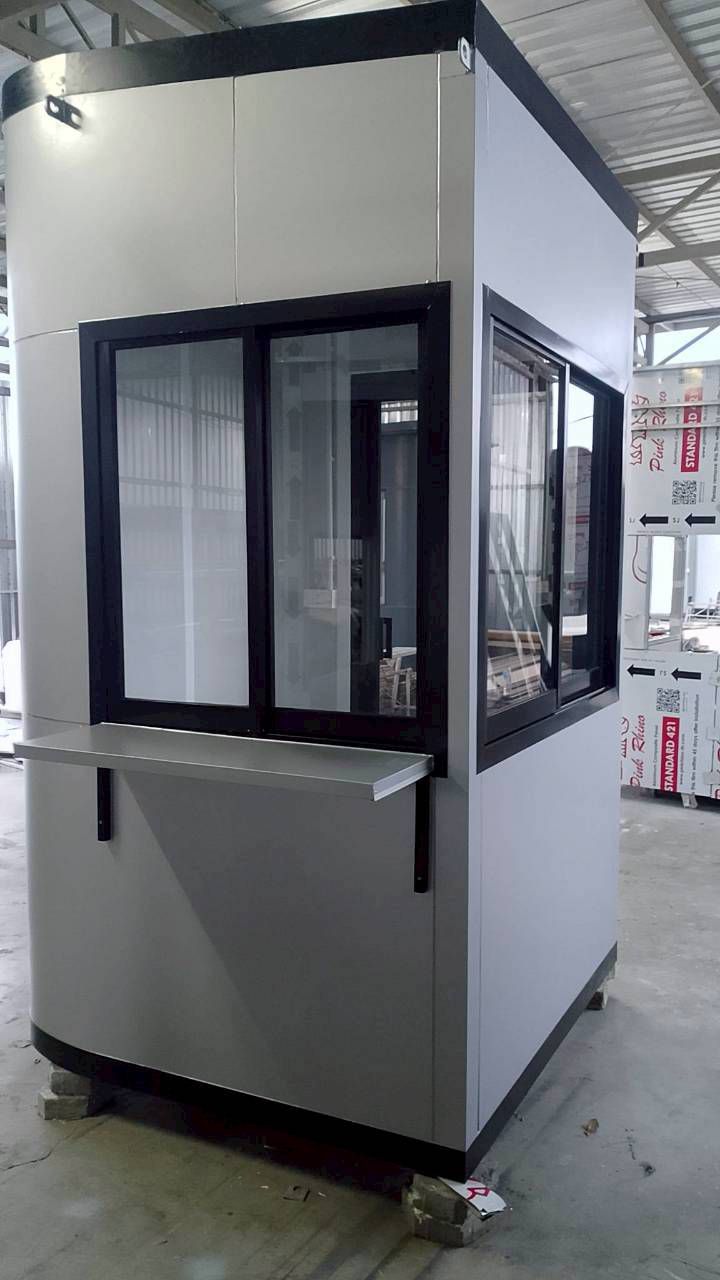 ตู้ยามมุมโค้ง