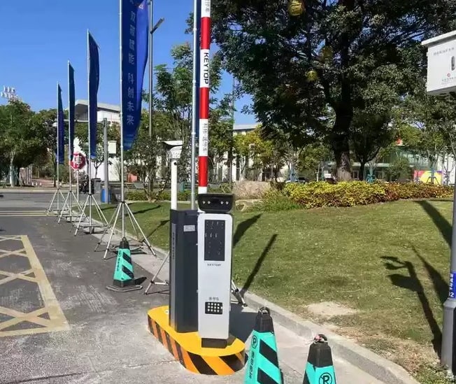 TE-SIL02:เกาะกลางสำเร็จรูป สำหรับติดตั้งไม้กั้นรถ ประตูกั้นคน