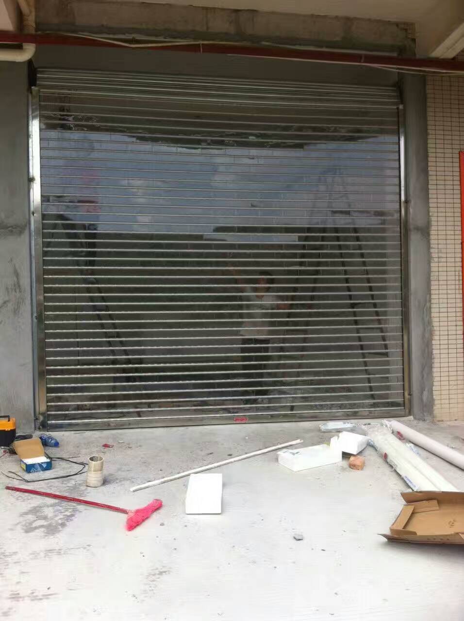 ATD-VTR01-16:ประตูม้วน ระบบมอเตอร์ ใบโพลิคาร์บอเนต 16sqr.m