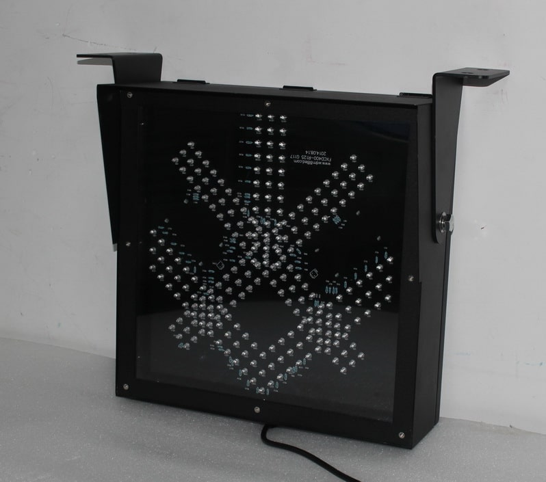 TE-TLCRG01:ไฟจราจร กากบาท