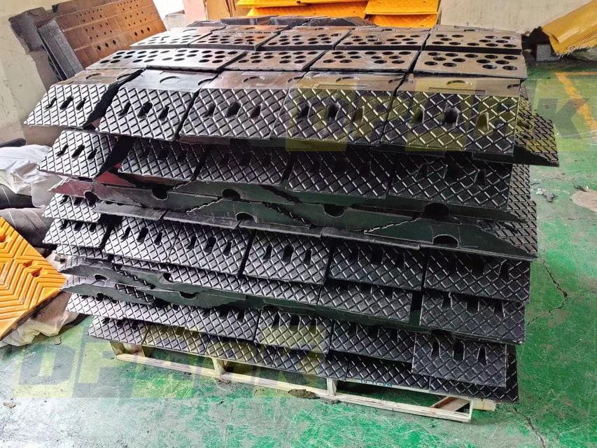 TE-JSD-019:Heavy Duty Rubber Cable ยางชะลอความเร็ว แบบหนาพิเศษ