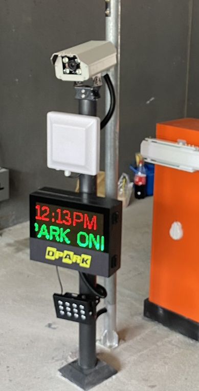 ป้ายแสดงข้อความลานจอดรถ