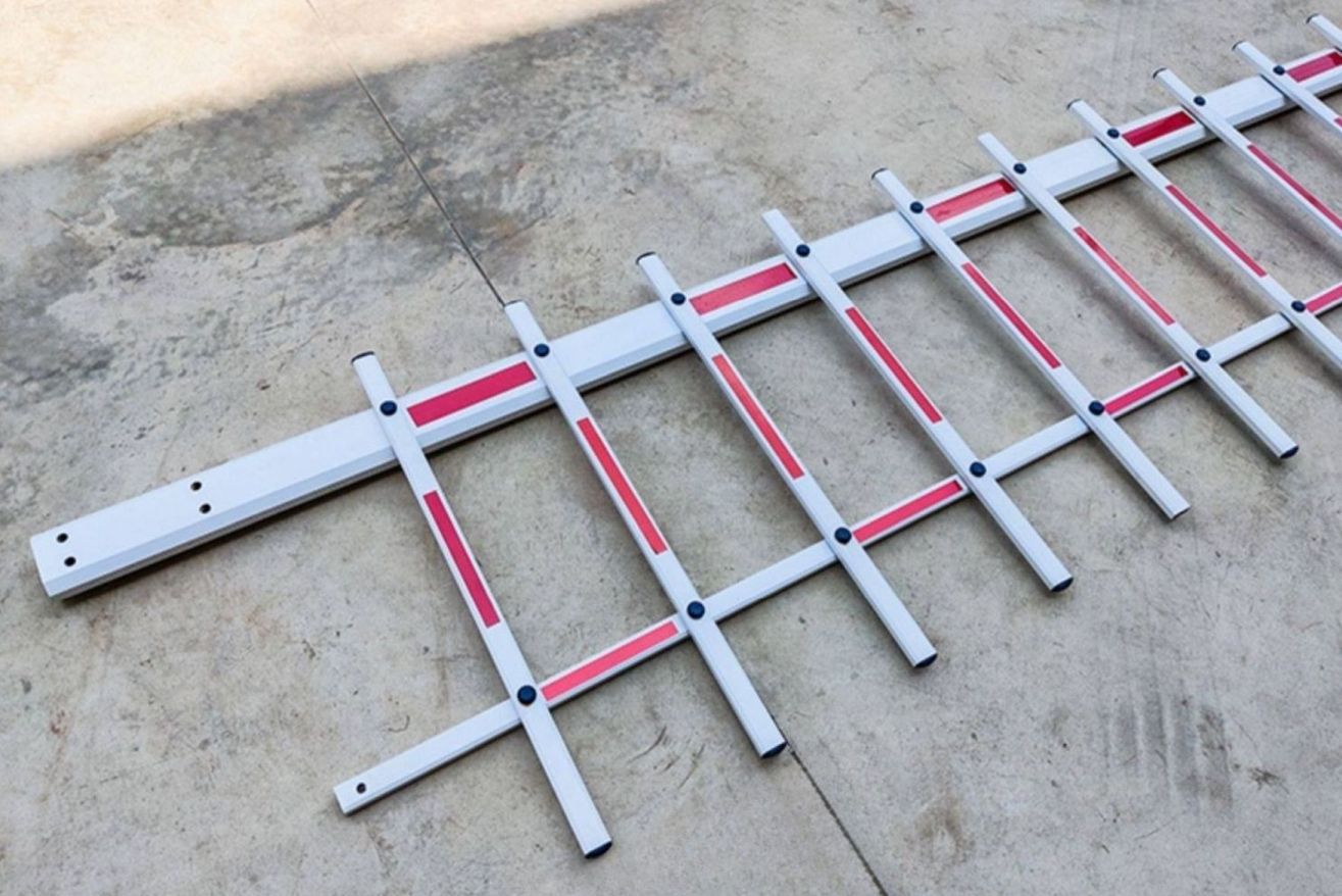 ภาพสินค้าไม้รั้วกั้นรถแบบ 2 layer