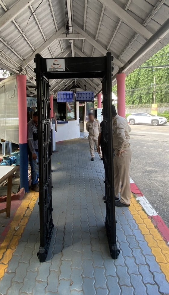 SE-SE600T:Walk Through Metal Detector ตรวจจับโลหะ แบบเคลื่อนย้าย outdoor