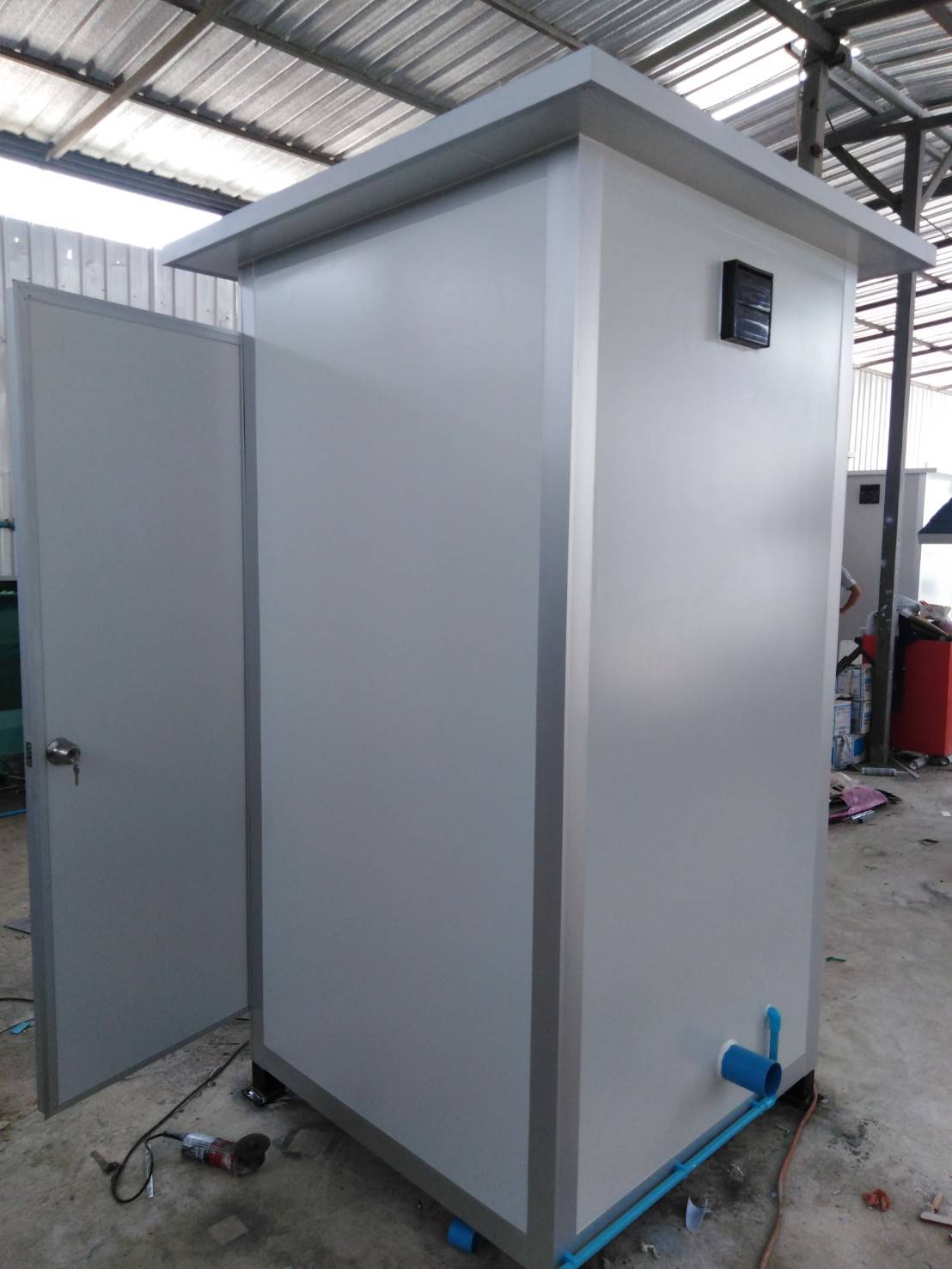 TEH-TL05-2-BathRoom:ห้องอาบน้ำ 2 ห้อง