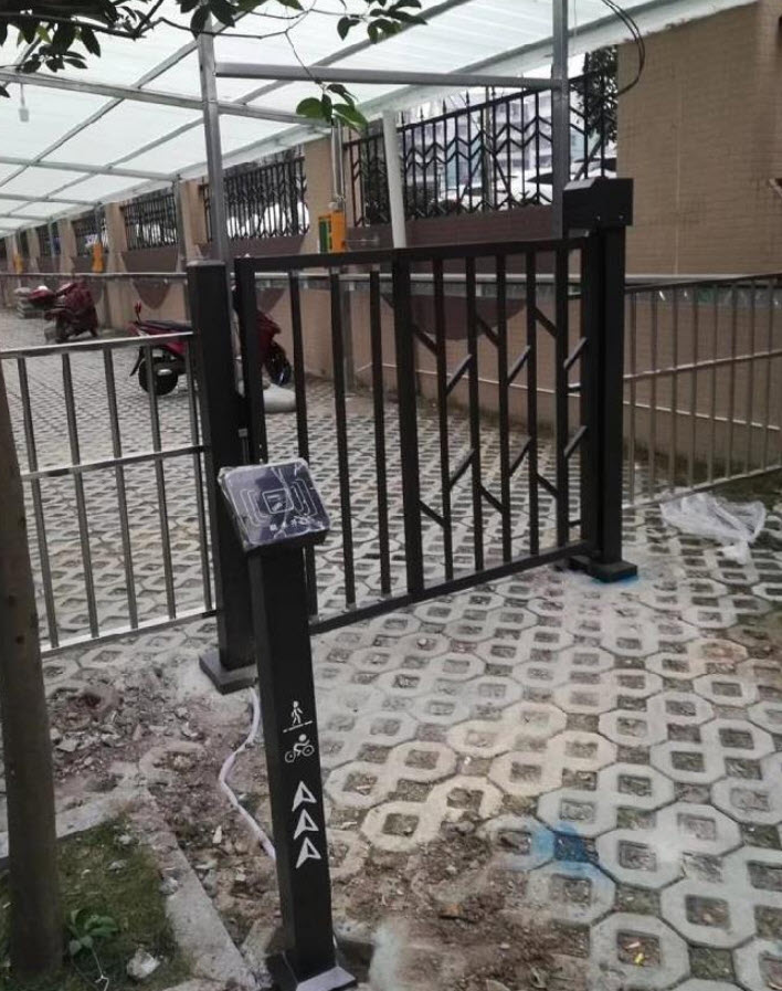 ACS-RD1:เสาเหล็ก เครื่องทาบบัตร / switch