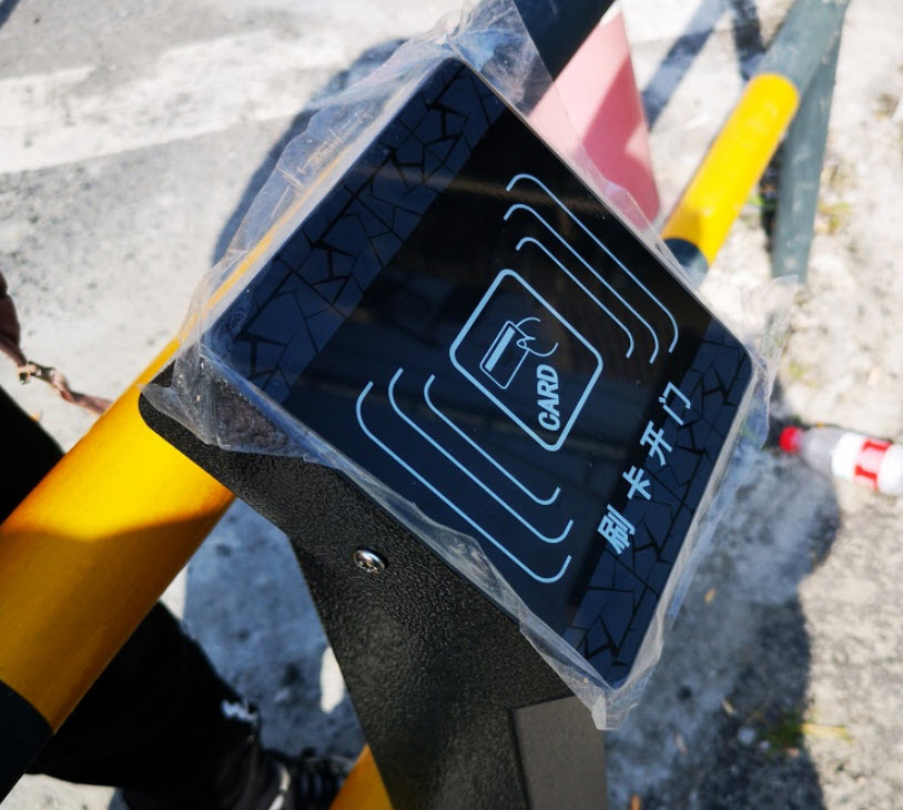 ACS-RD1:เสาเหล็ก เครื่องทาบบัตร / switch