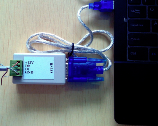 RM-WG<>RS232-2:Wiegand-RS232 DB9