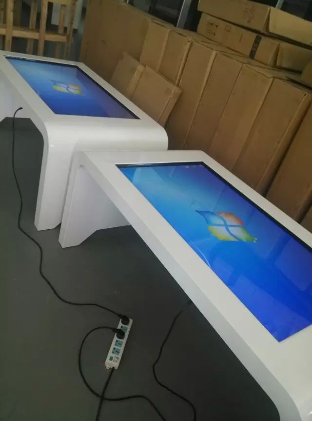 KDS-008:Table Kiosk