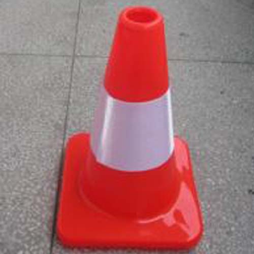 TE-LZ-208:PVC Cone (Red Base) 30cm