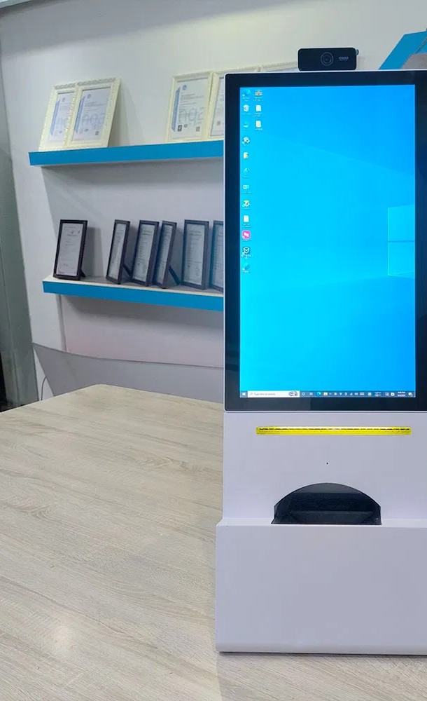 ตู้สั่งสินค้าด้วยตนเอง Self Order Kiosk ตั้งโต๊ะ 21.5" พร้อมเครื่องพิมพ์ QR